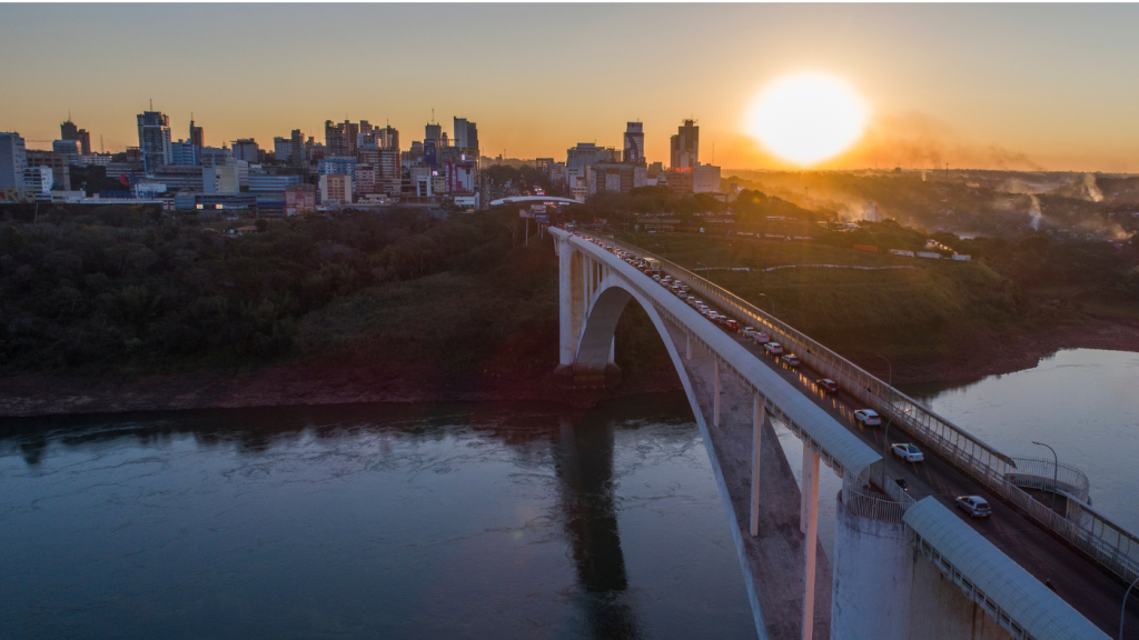 Pontes-da-Amizade