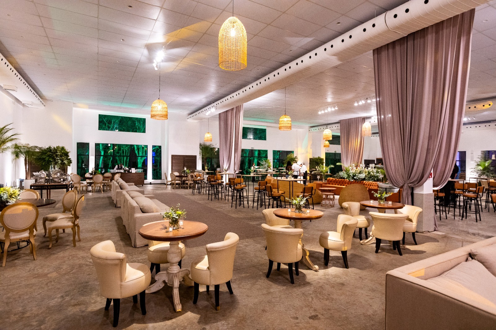 Bourbon Thermas Eco Resort Cataratas do Iguaçu reinaugura Pátio da Mata com show de Ivan Lins