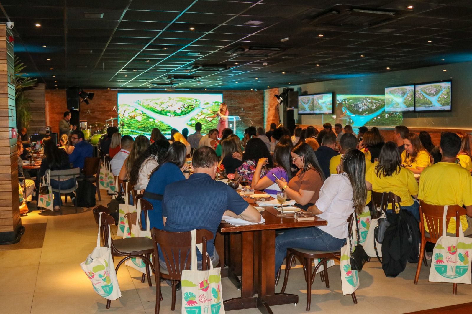 Encontros apresentaram novidades, produtos e experiências do Destino Iguaçu aos agentes e operadores dos mercados nacionais e internacionais sugeridos pelas empresas associadas