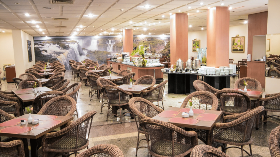 GOLDEN PARK INTERNACIONAL 11