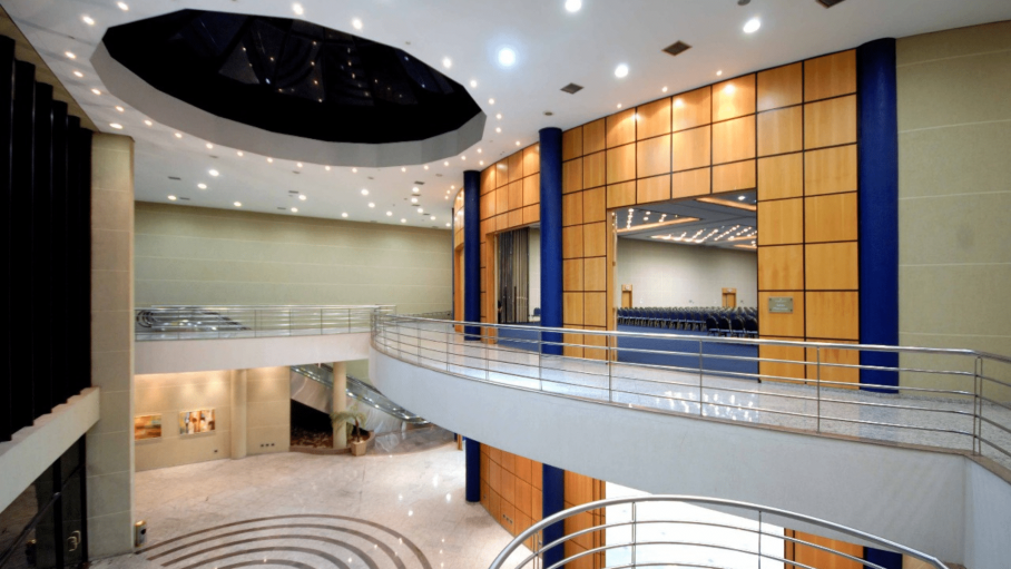 GOLDEN PARK INTERNACIONAL 4