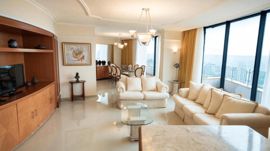 GOLDEN PARK INTERNACIONAL 6