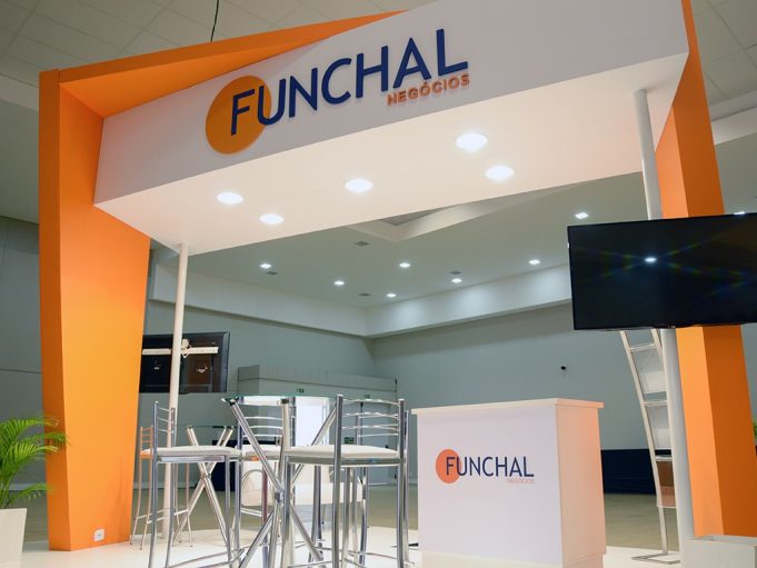 Stand Solutions (2)