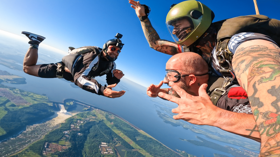 FlyFoz Paraquedismo